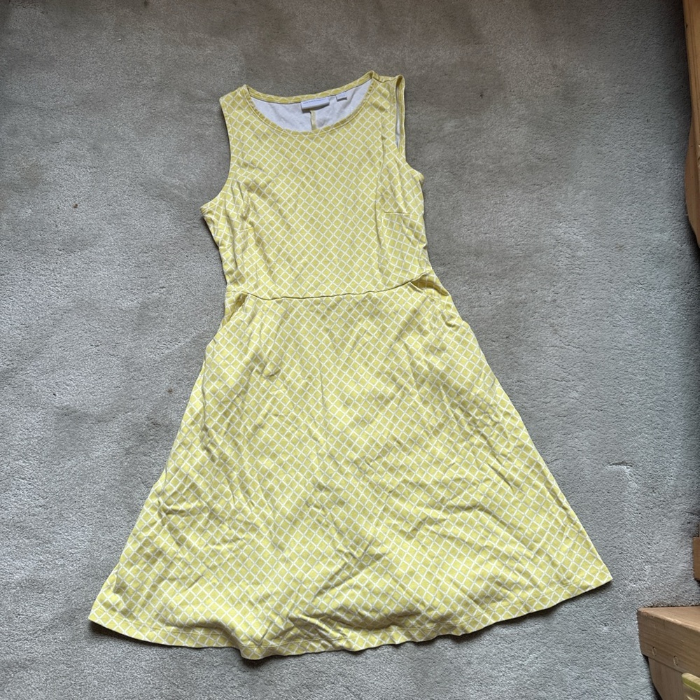 New York & Company Yellow Geometric Pattern Top